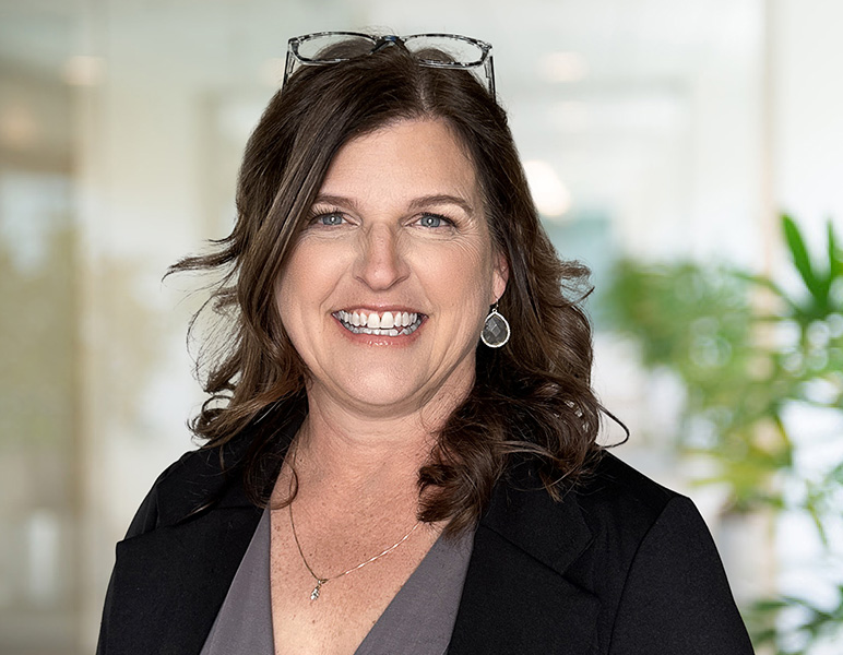 A photo of veracyte employee Christine Long