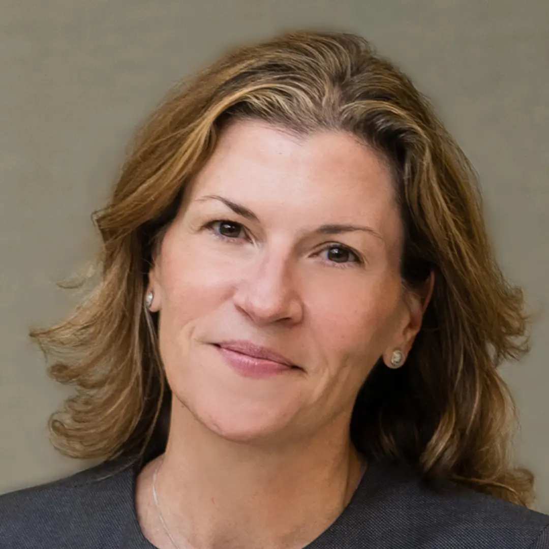 Dr. Tari King headshot